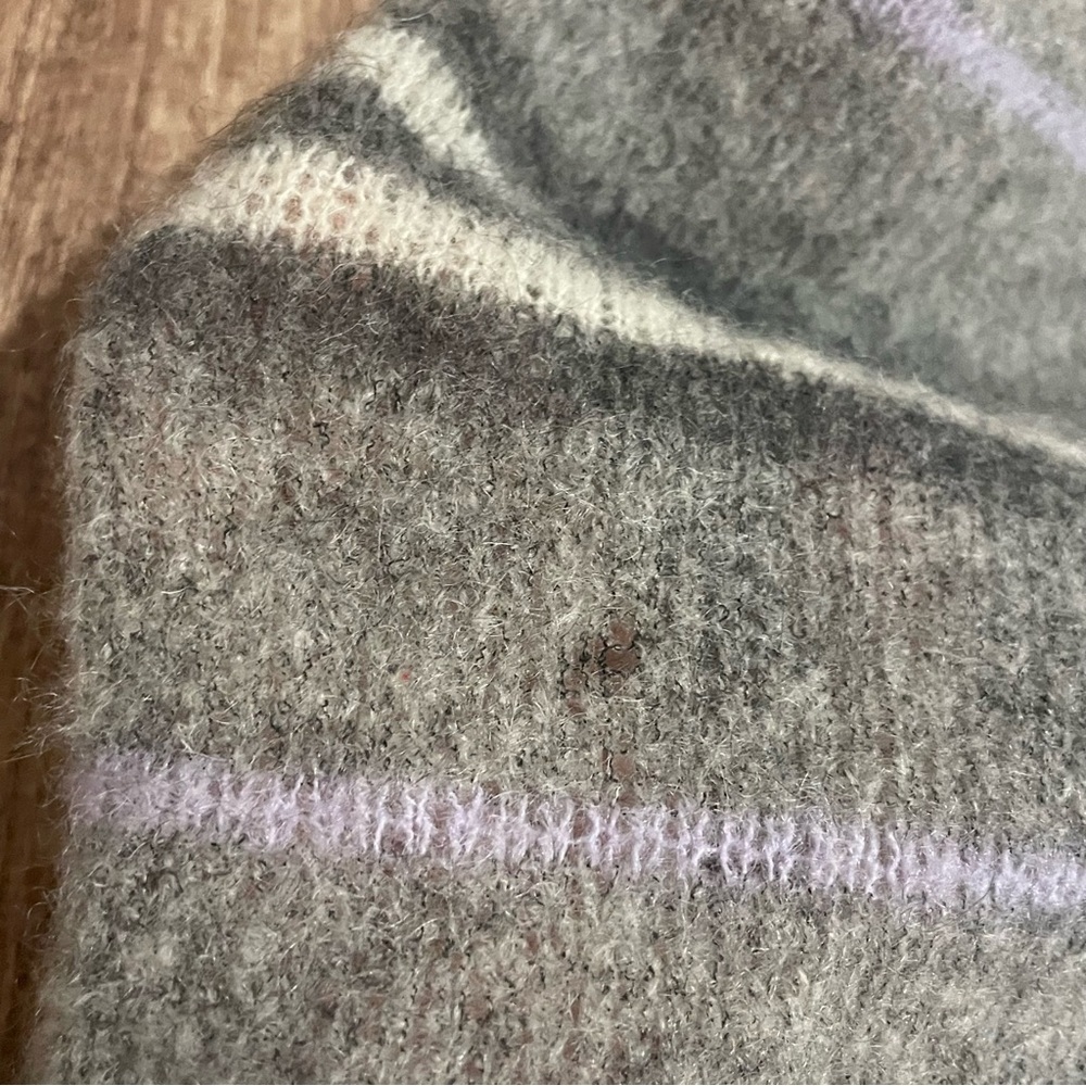 Burberry London Gray Striped Wool Mohair Mock Neck Sweater Size Large - Picture 4 of 5